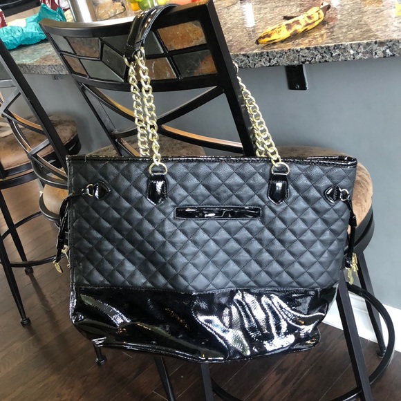 Betsey Johnson Handbags - Tote bag